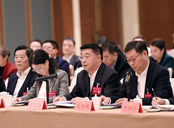 414458467.jpg 414458467.jpg