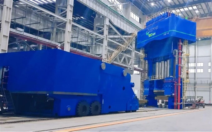 中国一重承制150MN油压机圆满完成首次热负荷试车